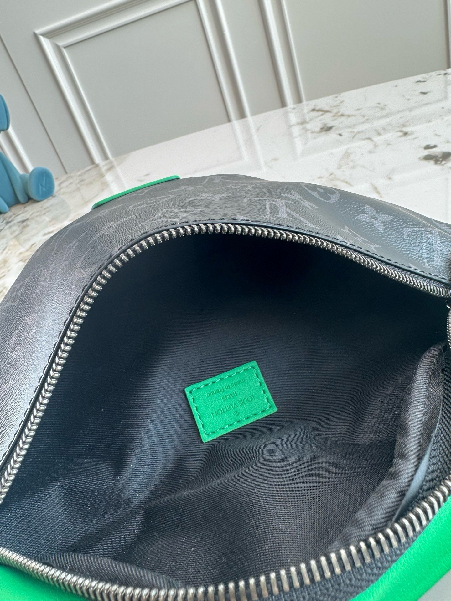 BANANE LOUIS VUITTON