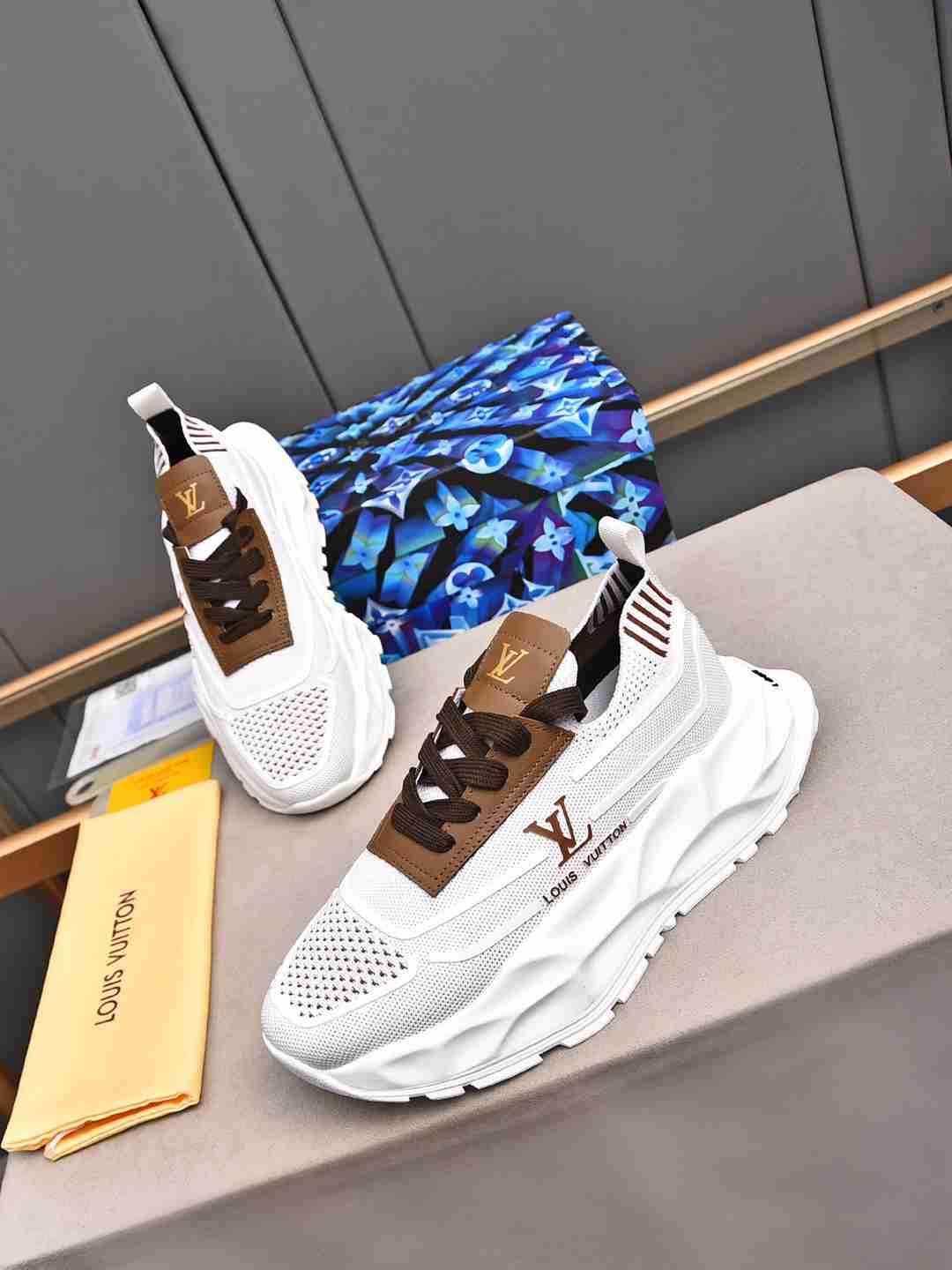 Sneaker LOUIS VUITTON MARRON BLANC
