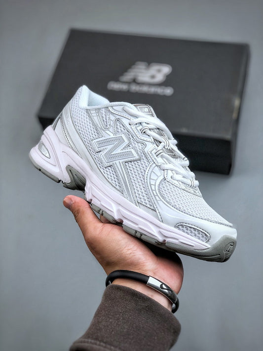 New Balance 740