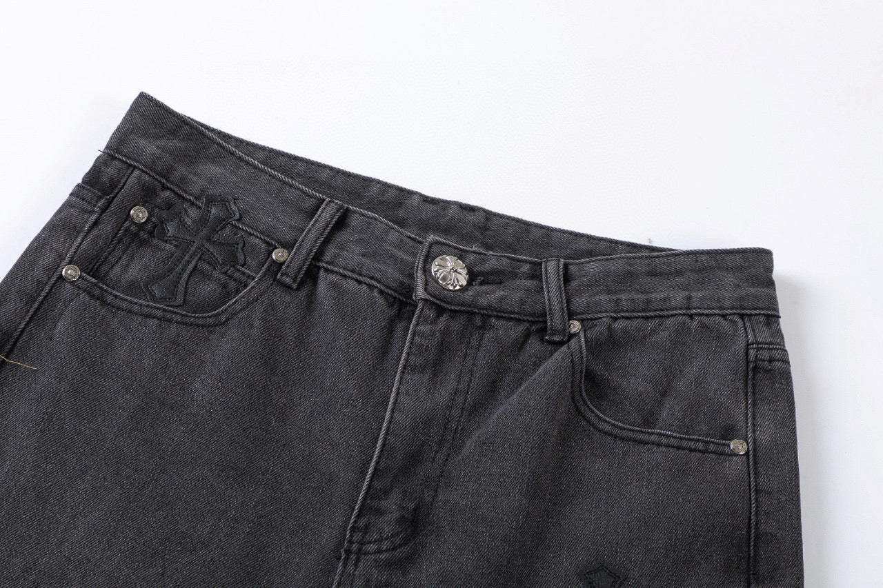 JEAN NOIR AVEC PATCH CROIX MARRON CHROME HEARTS