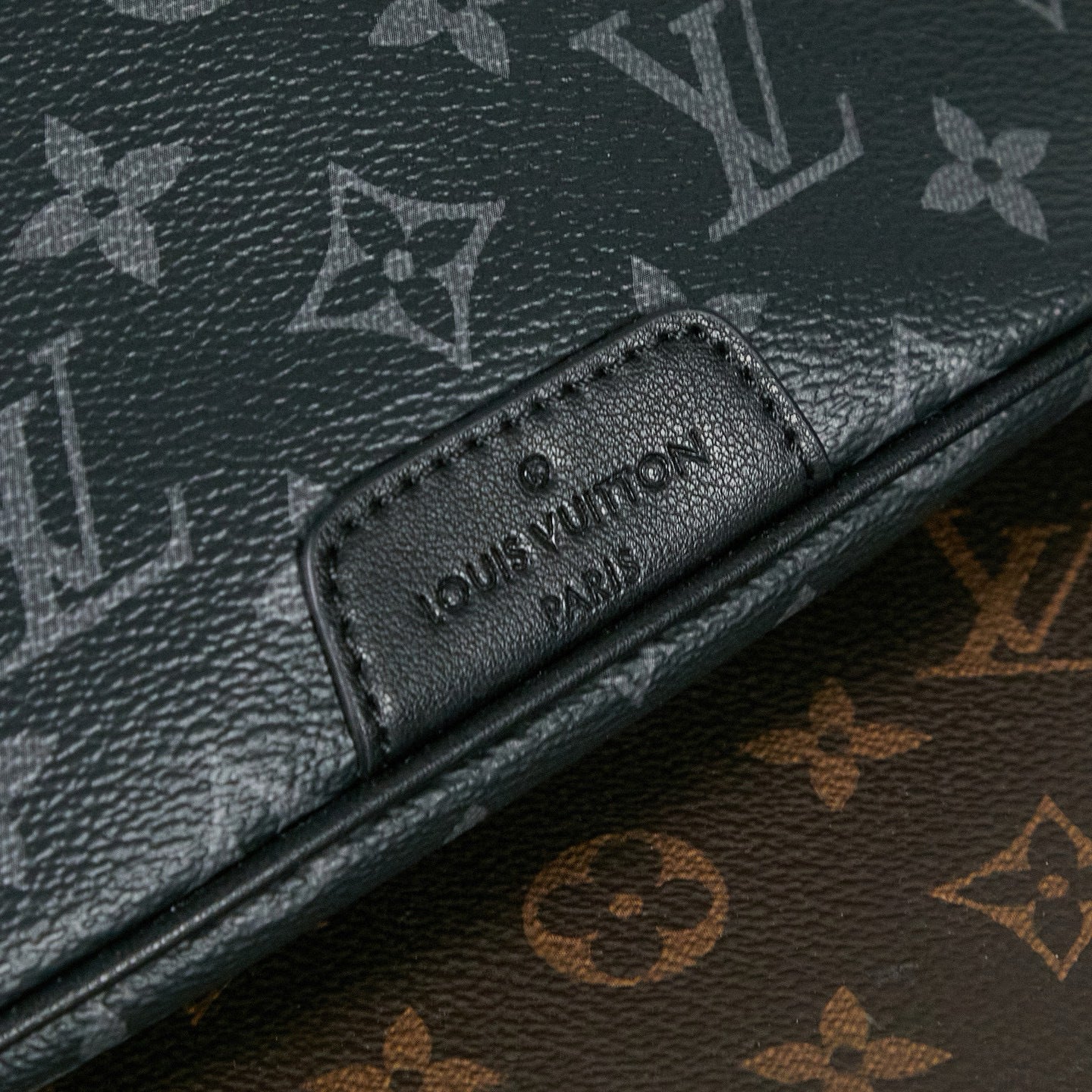 BANANE LOUIS VUITTON