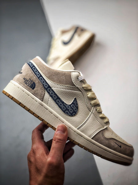 Air Jordan 1 Low OG the north face