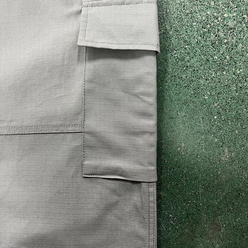 PANTALON CARGO CORTEIZ GRIS PIERRE