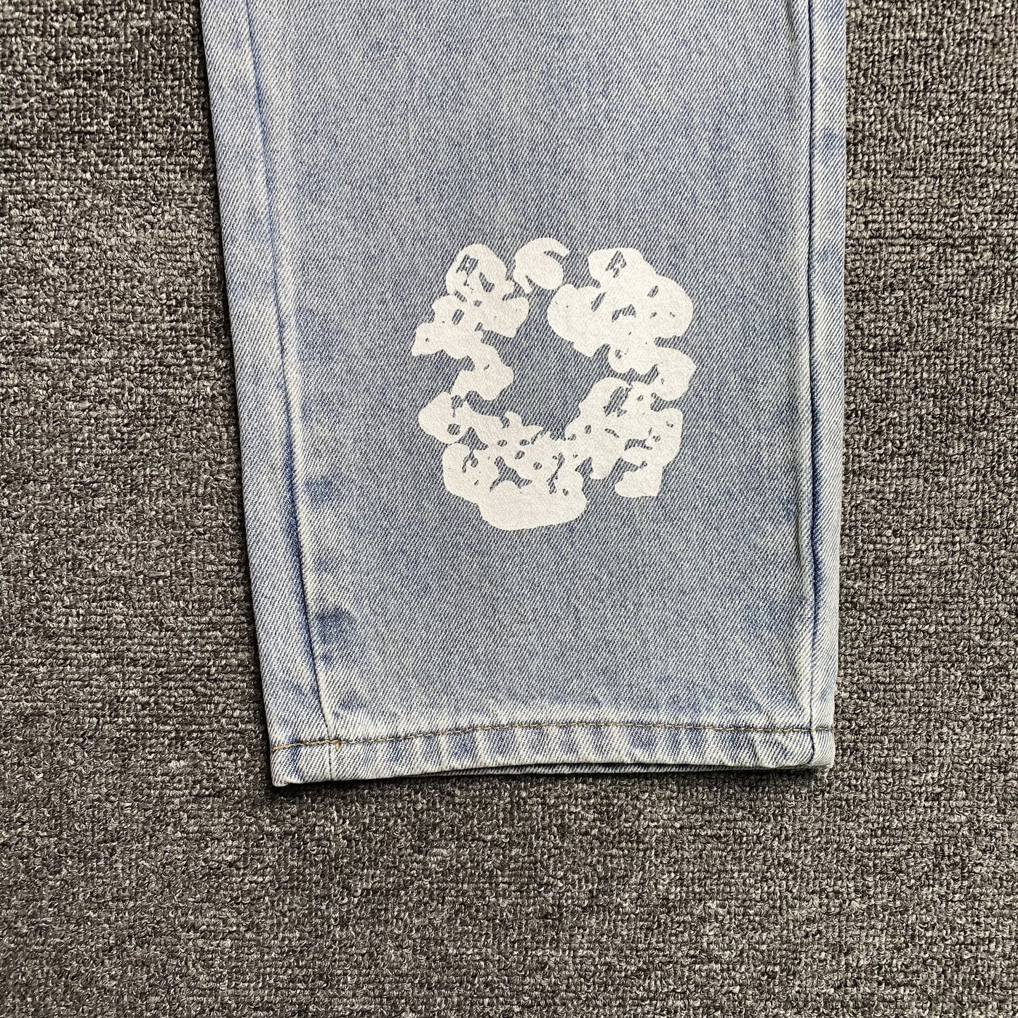 Jean Denim Tears x Levi's délavé clair