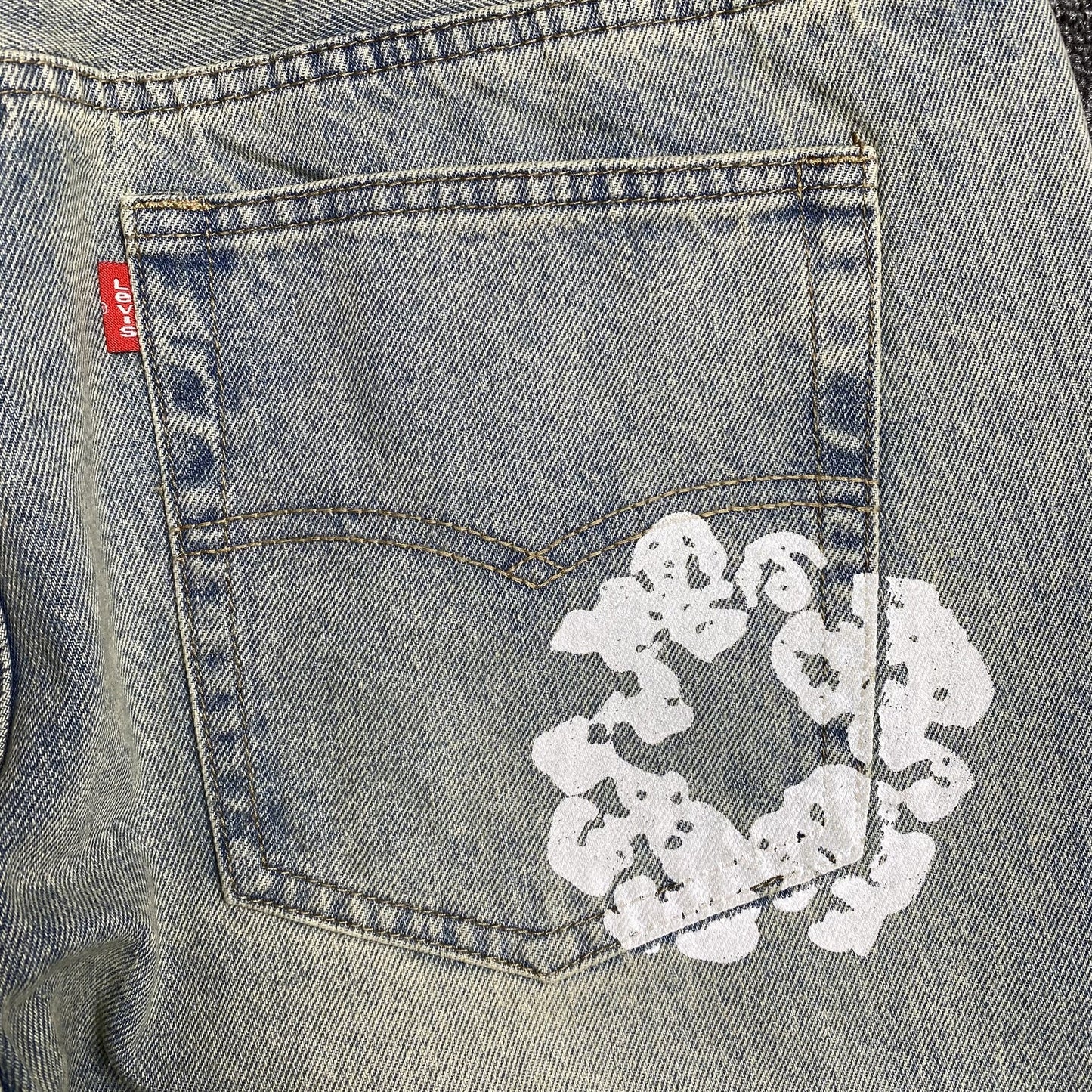 Jean Denim Tears x Levi's sale délavé clair