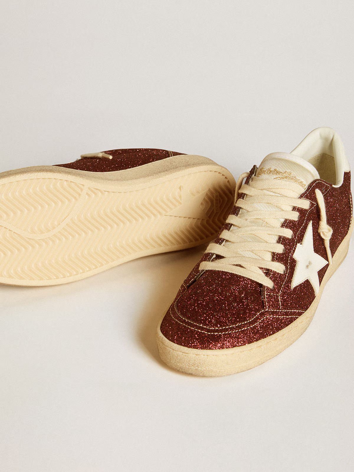 Golden Goose Ball Star – Burgundy Glitter with White Star