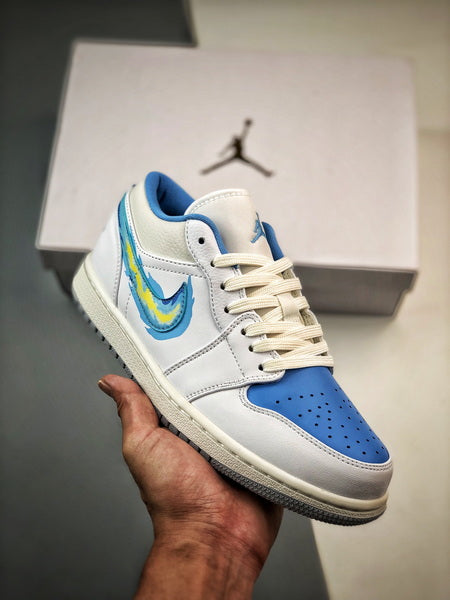 Jordan 1 Low SE Just Skate bleu université
