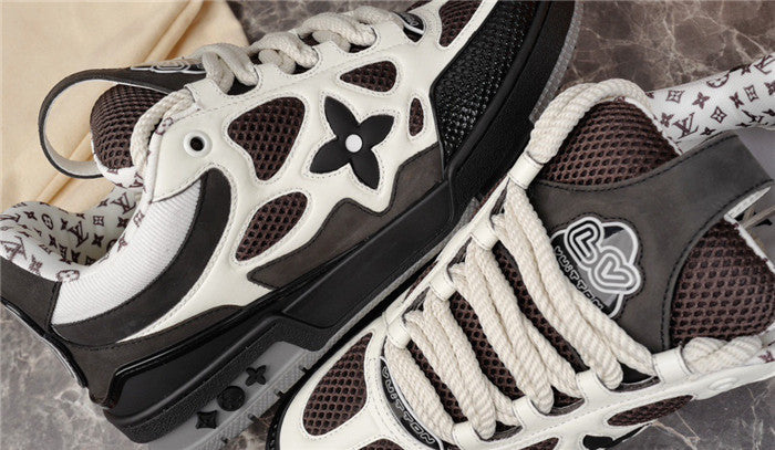 LOUIS VUITTON SKATE SNEAKER WHITE BLACK