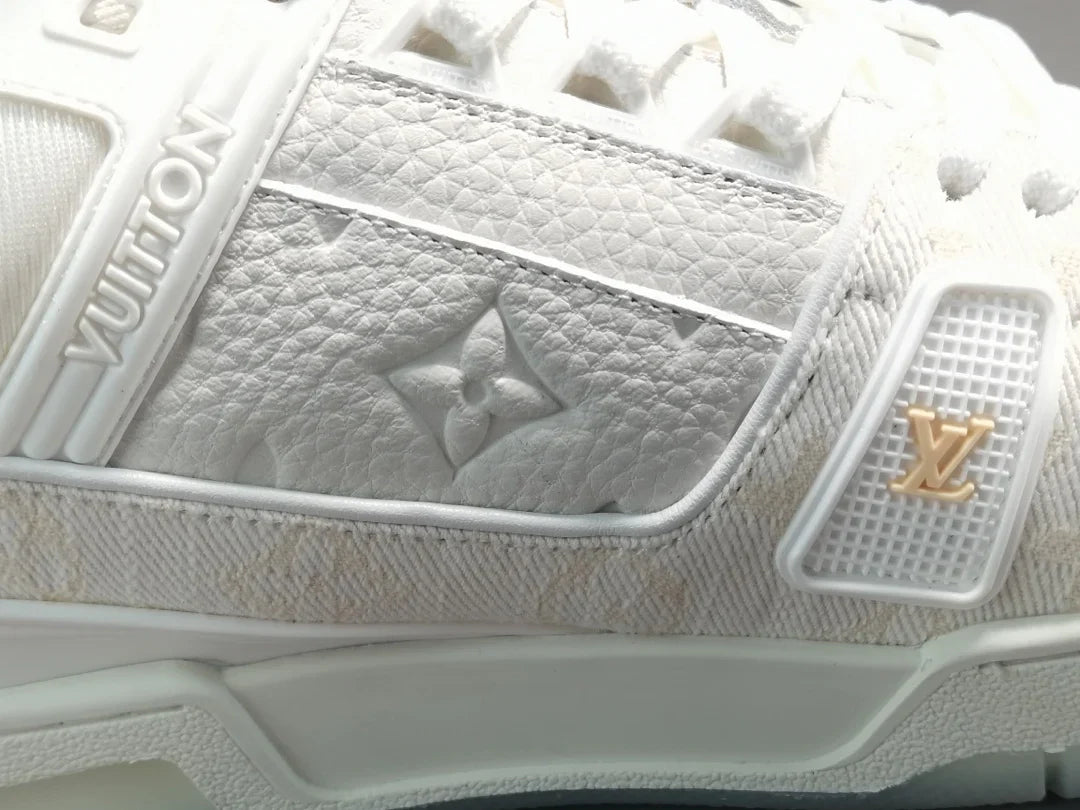 LOUIS VUITTON TRAINER SNEAKER BLANC