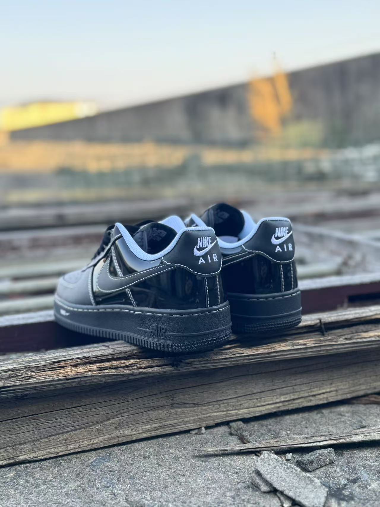 Nike Air Force 1 Low Paris 2025