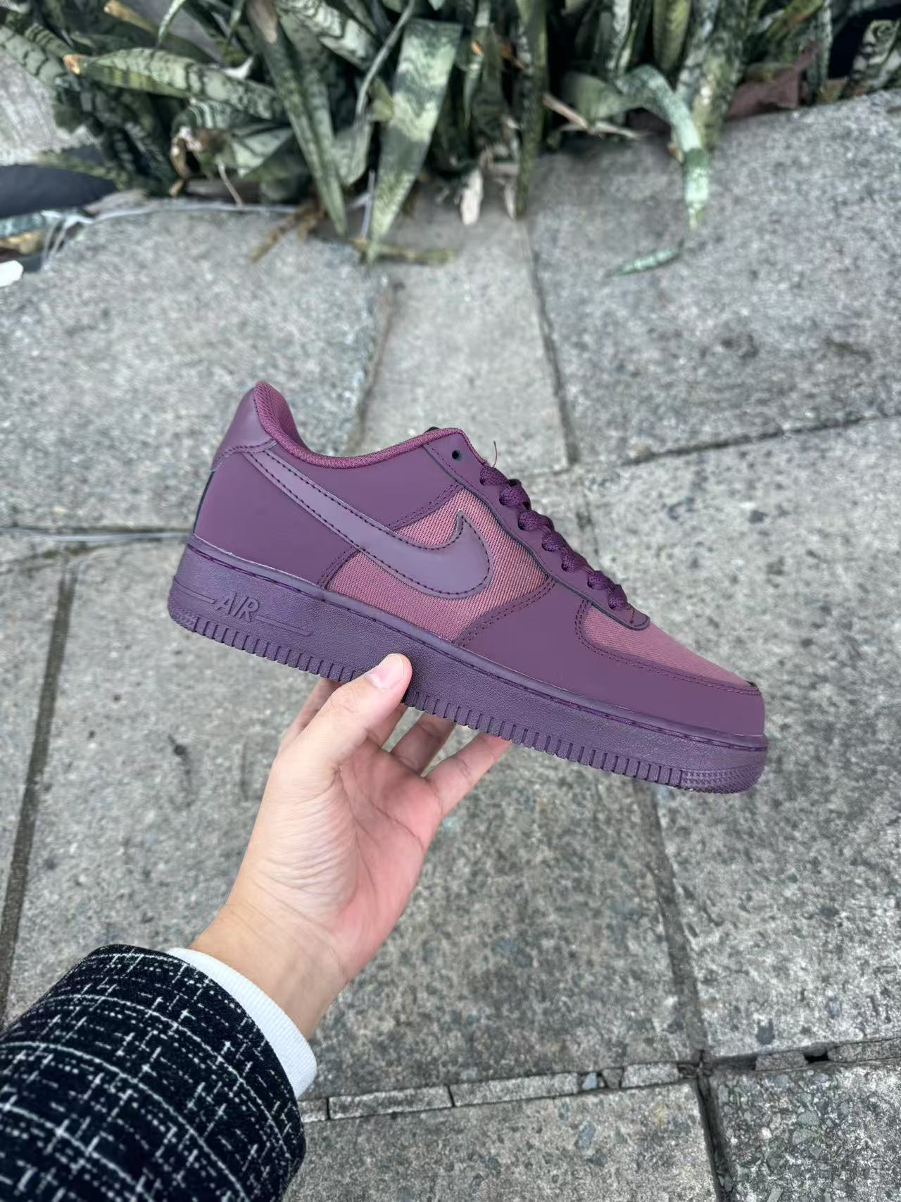 Nike Air Force 1 Low “Burgundy Crush”