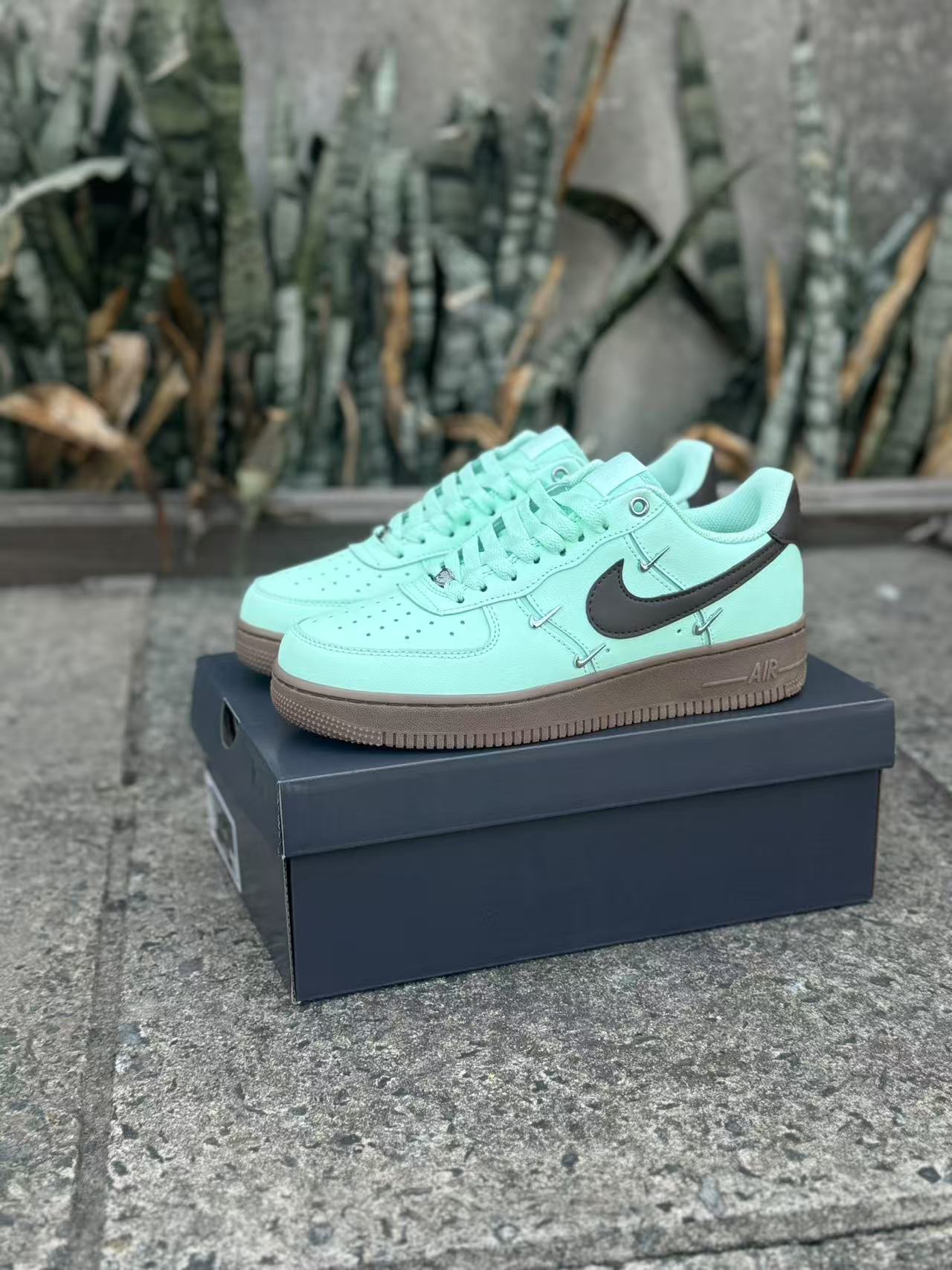 Nike Air Force 1 Low “Chocolate Mint”