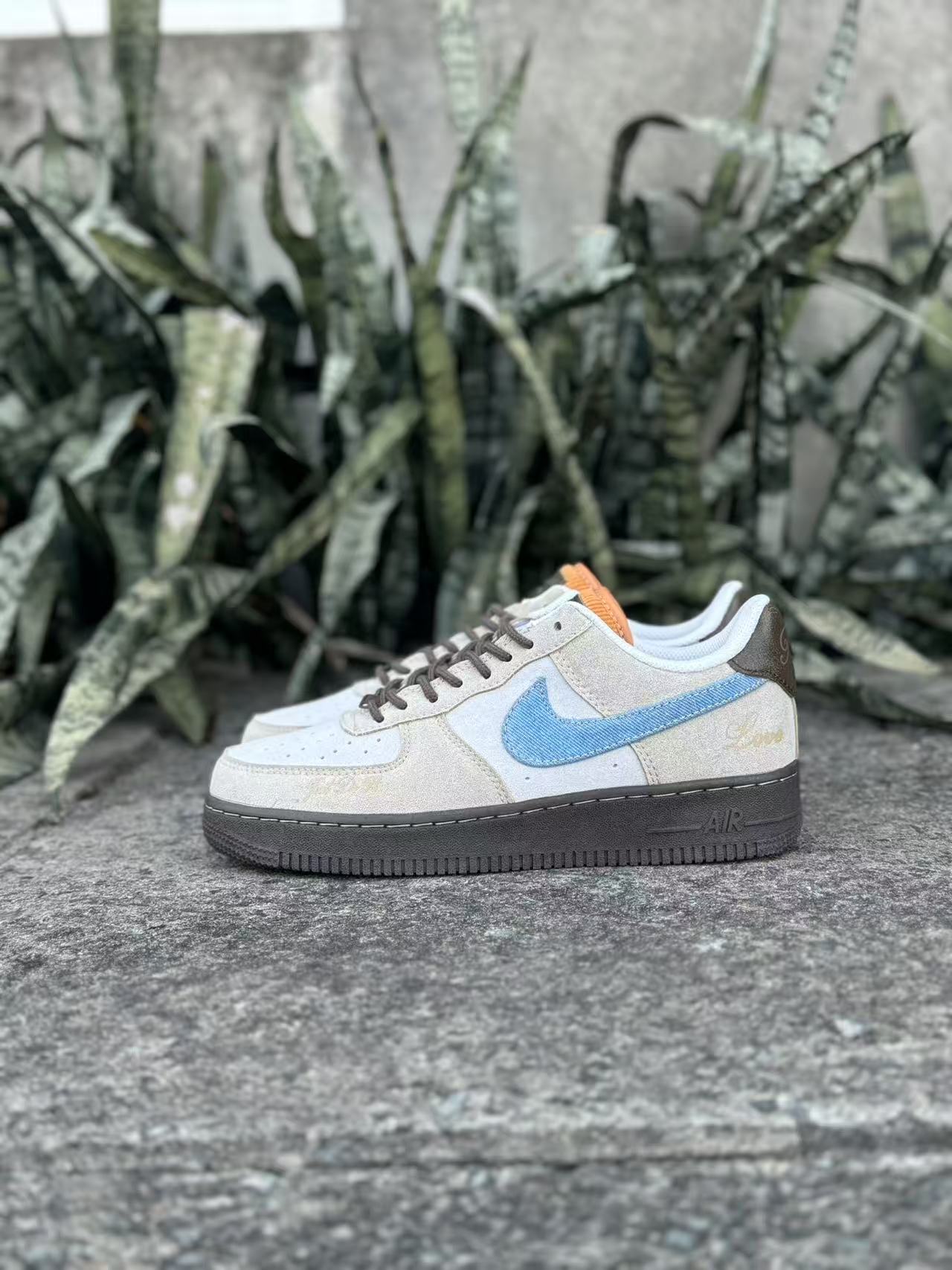 Nike Air Force 1 Low “Love & Peace”