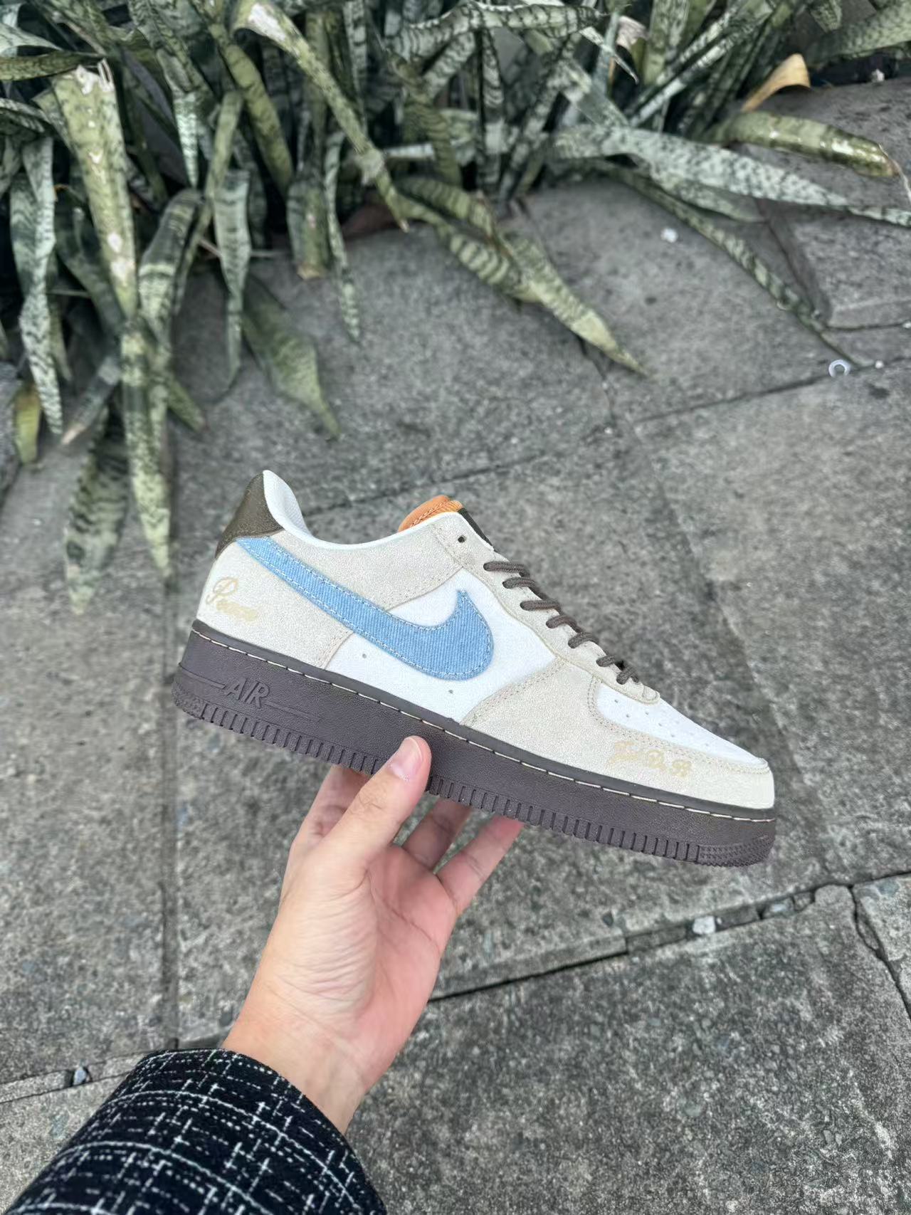 Nike Air Force 1 Low “Love & Peace”