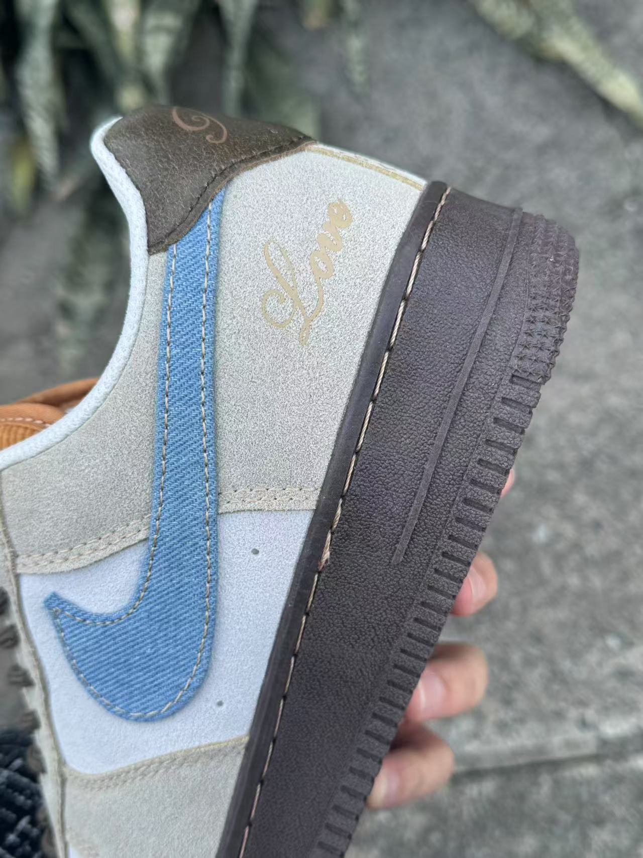 Nike Air Force 1 Low “Love & Peace”