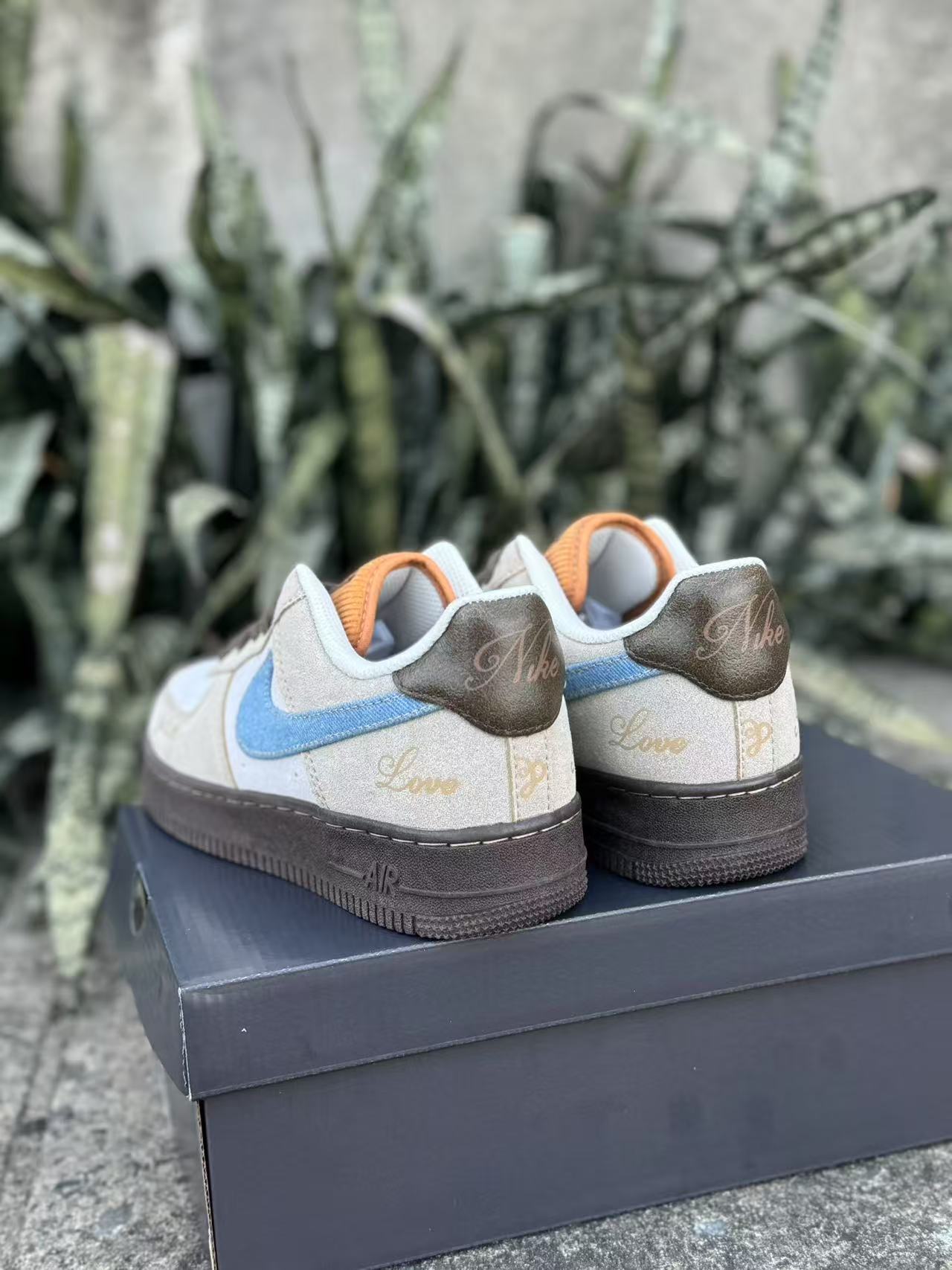 Nike Air Force 1 Low “Love & Peace”