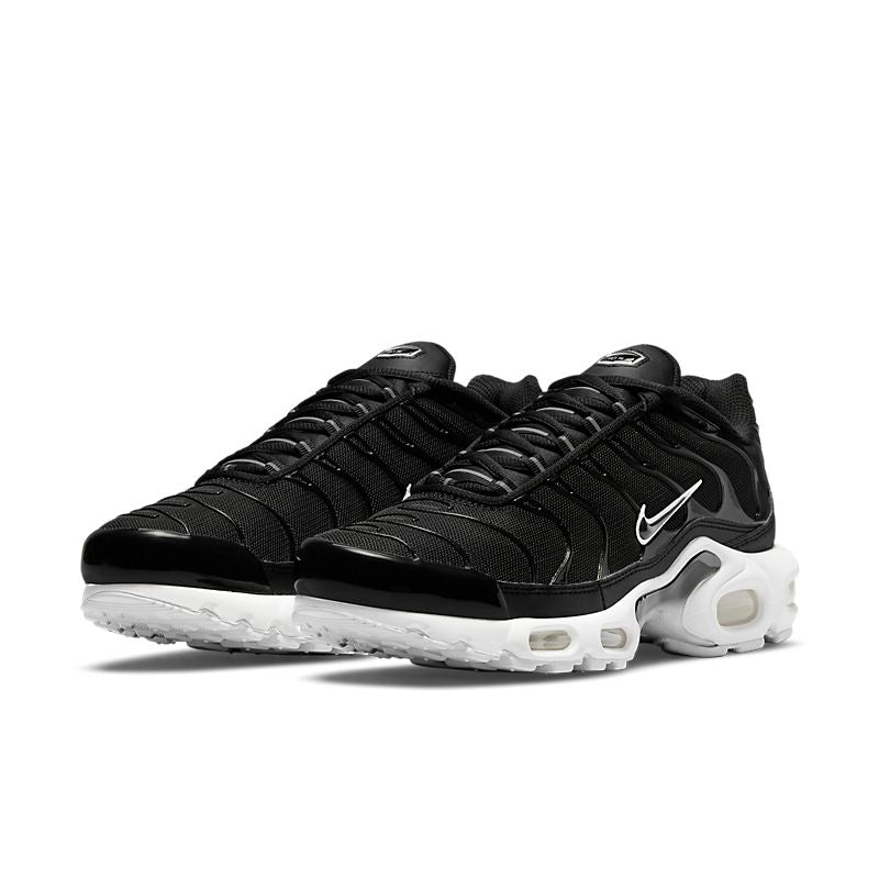 Nike Air Max Plus Black and white