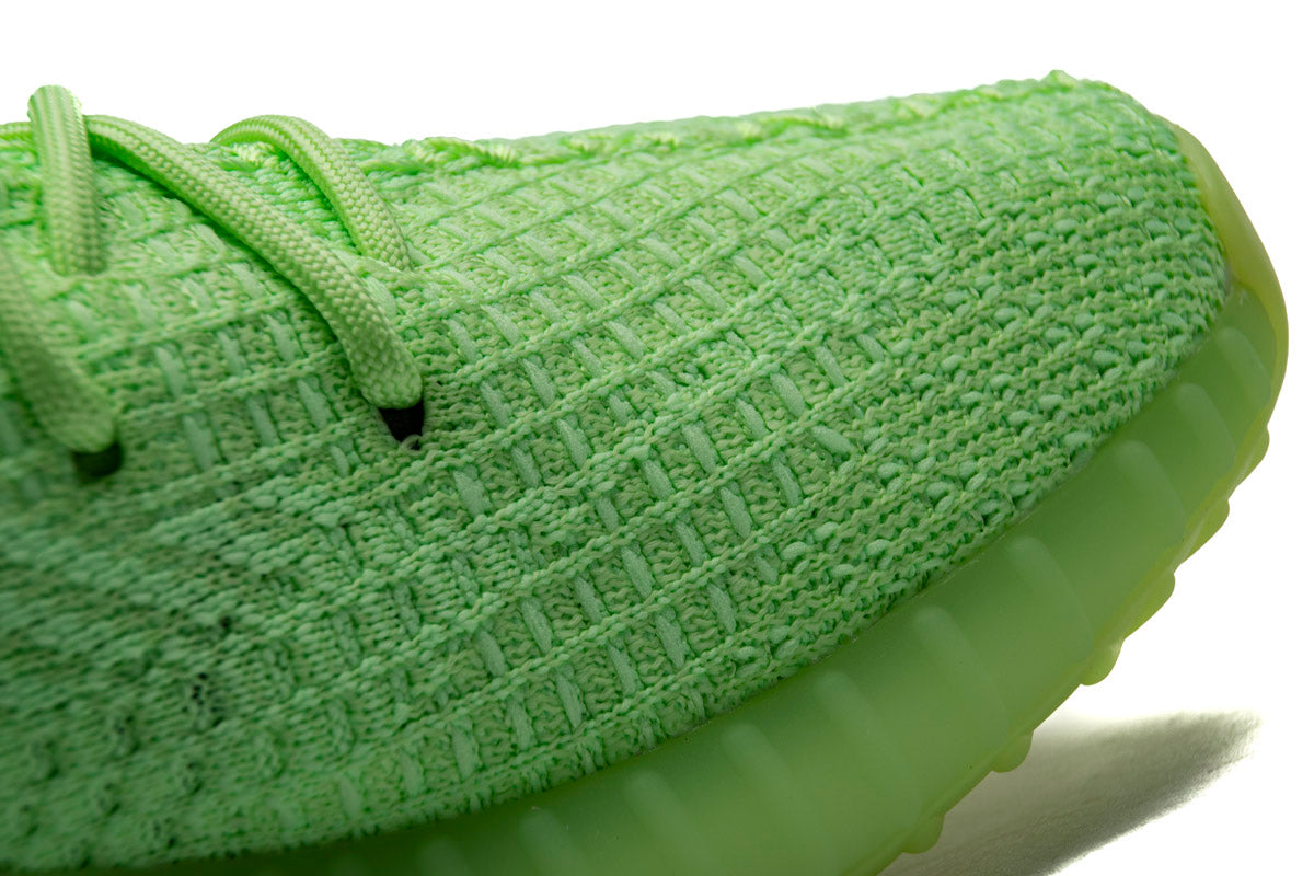 Yeezy Boost 350 V2 "Glow In The Dark"