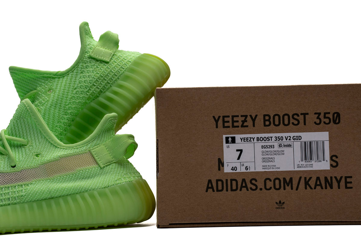 Yeezy Boost 350 V2 "Glow In The Dark"