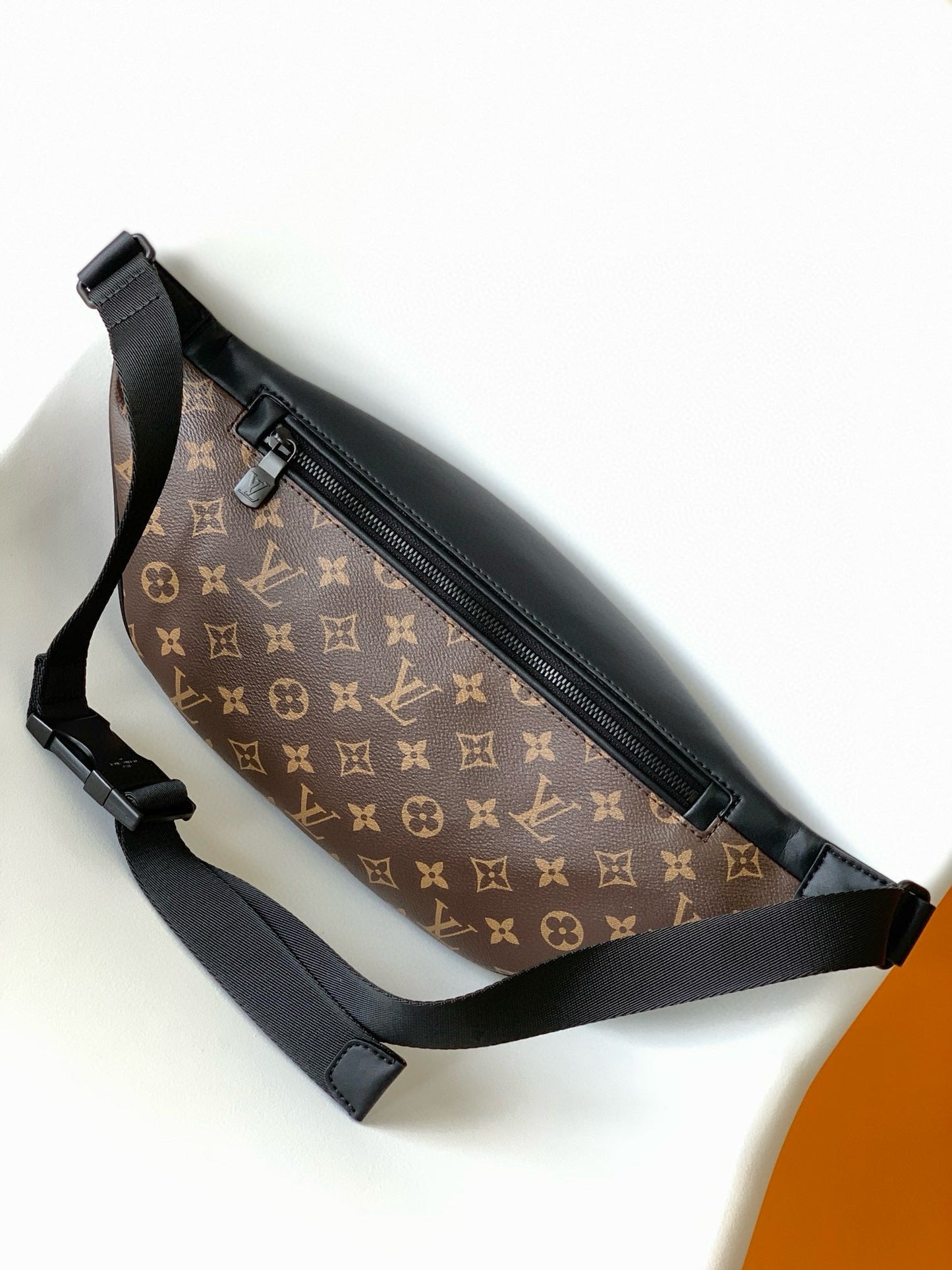 BANANE LOUIS VUITTON