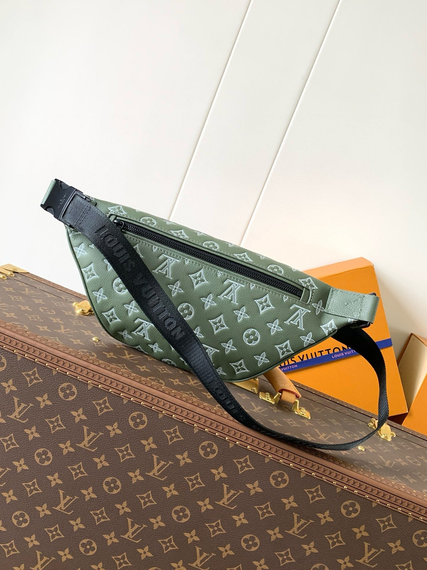 BANANE LOUIS VUITTON