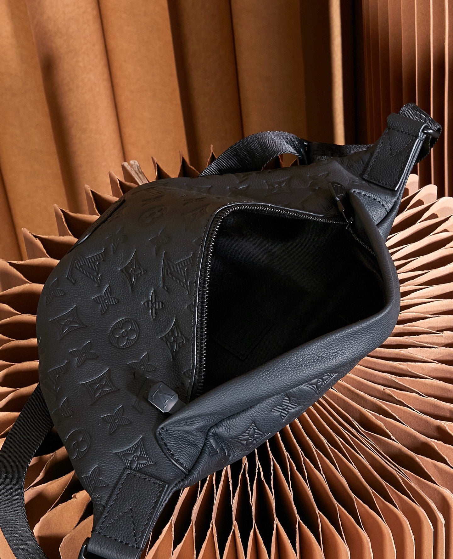 BANANE LOUIS VUITTON