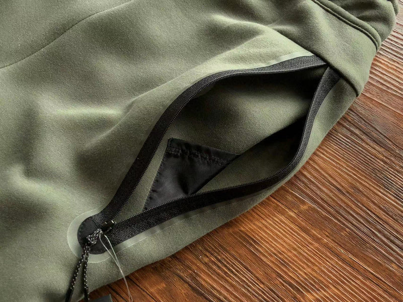 PANTALON NIKE TECH FLEECE x vert armée
