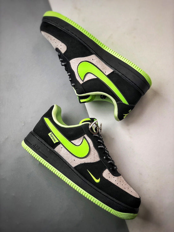 Nike Air Force 1 Low Supreme