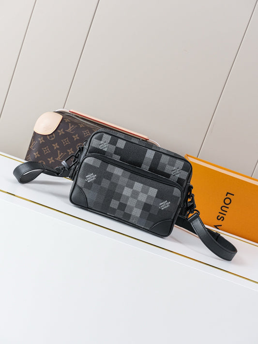 SACOCHE LOUIS VUITTON