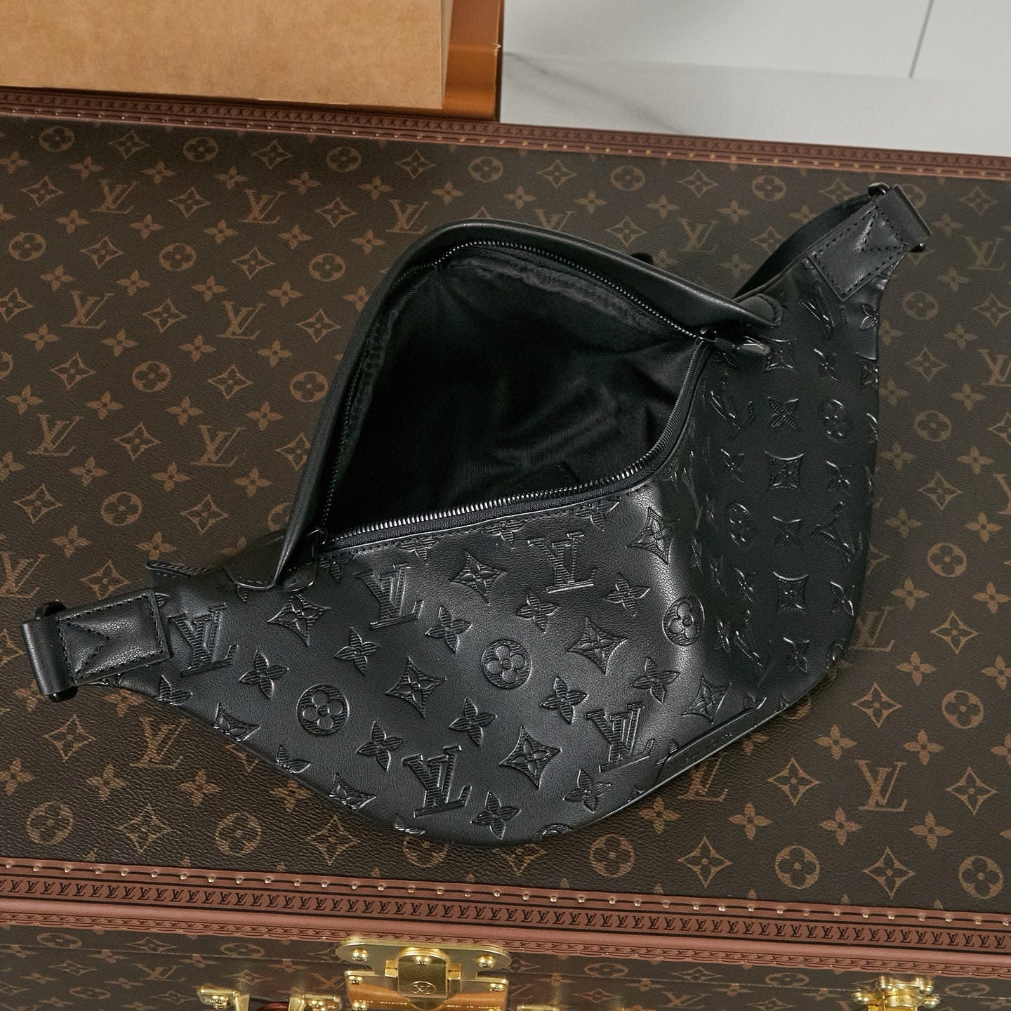 BANANE LOUIS VUITTON