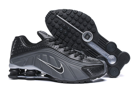 NIKE SHOX R4