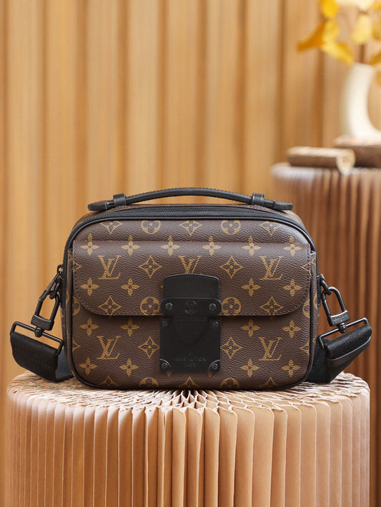 SACOCHE LOUIS VUITTON