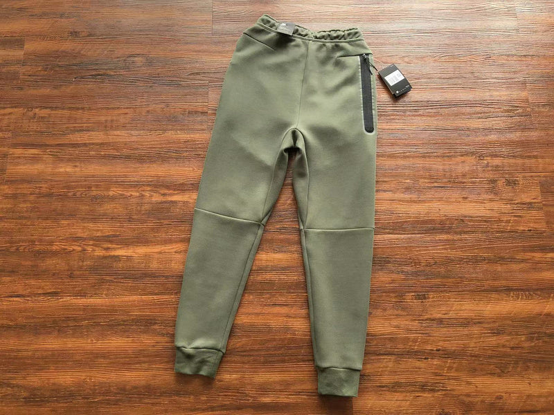 PANTALON NIKE TECH FLEECE x vert armée