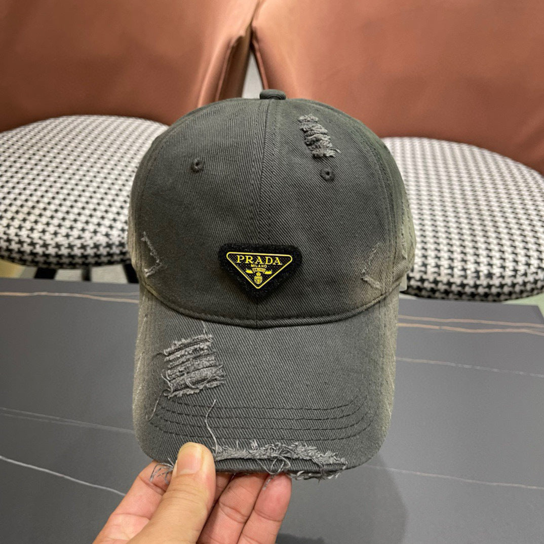 CASQUETTE PRADA