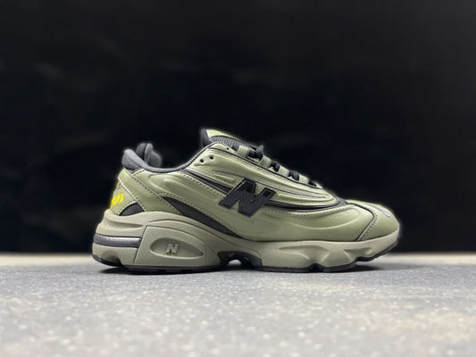 New Balance 1000EA