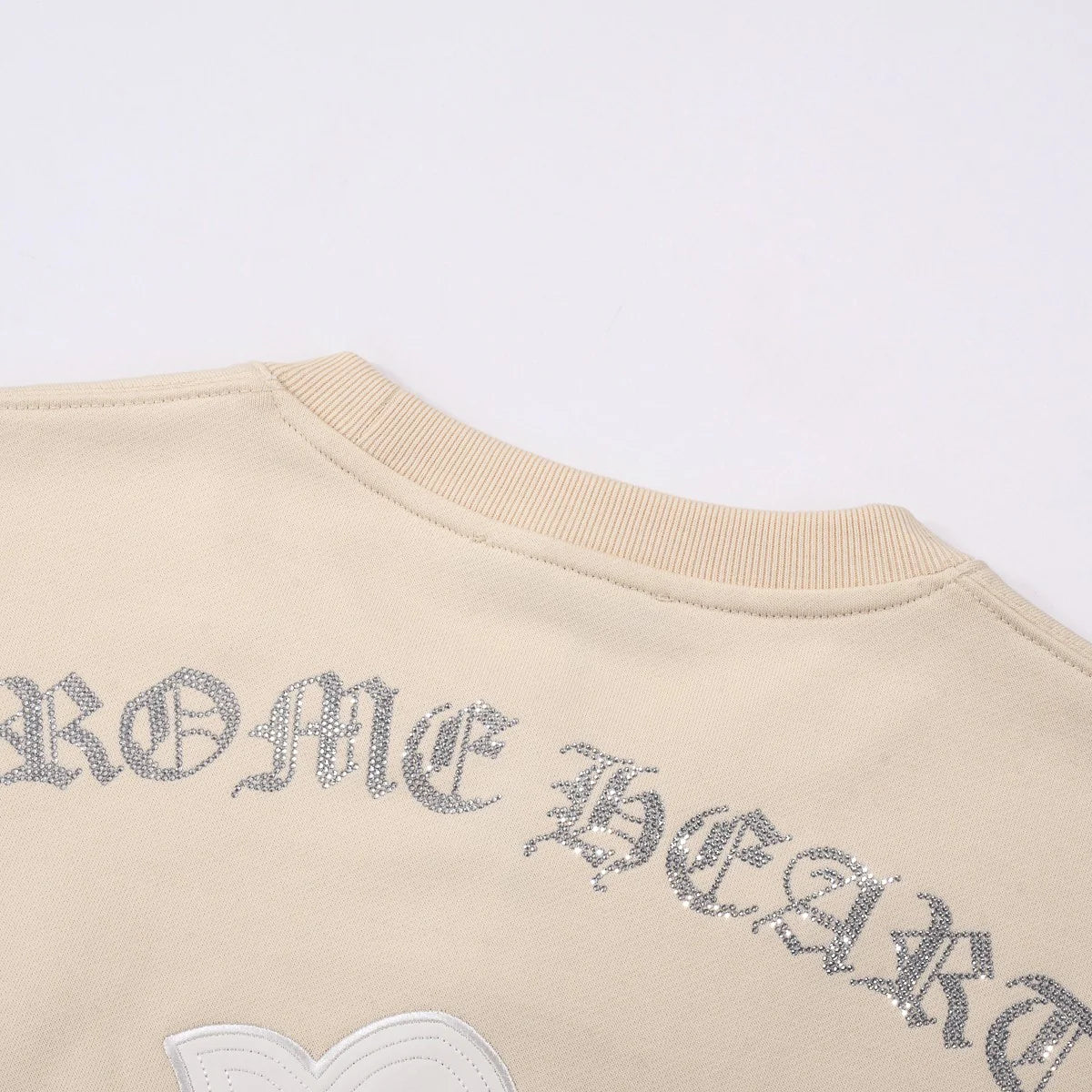 Sweat-shirt beige avec patch croix blanches CHROME HEARTS