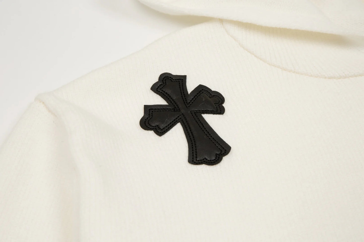 Sweat à capuche avec patch croix noire Chrome Hearts blanc