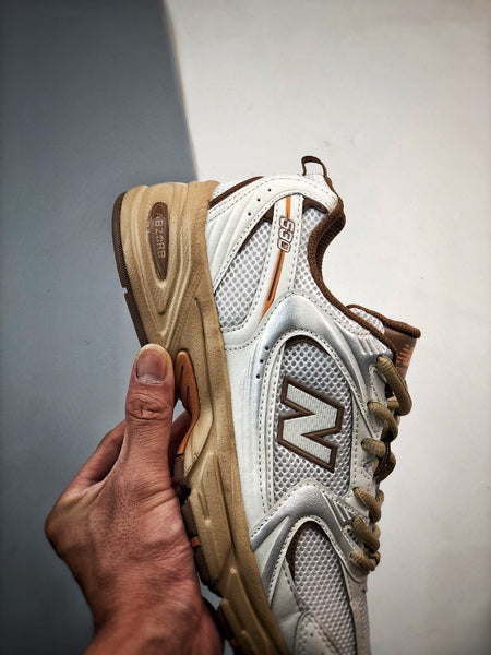 NEW BALANCE 530NI