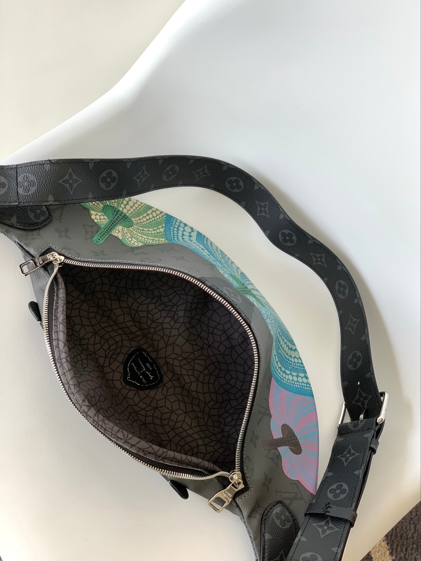 BANANE LOUIS VUITTON