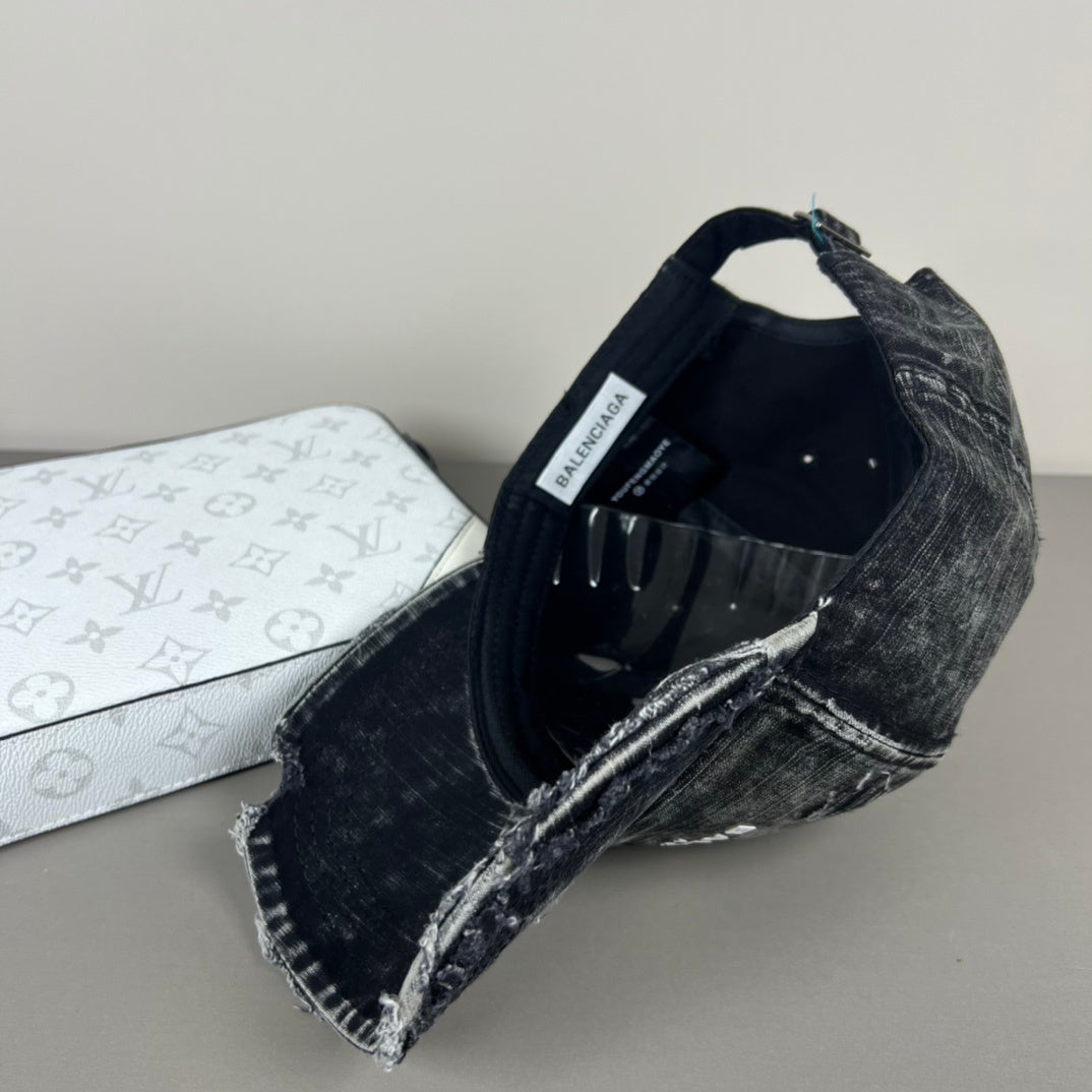 CASQUETTE BALENCIAGA
