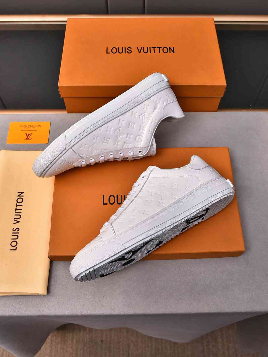 Sneaker LOUIS VUITTON Rivoli BLANC