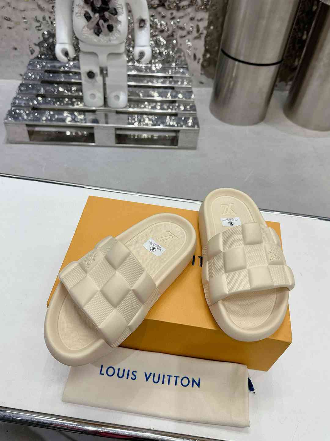 Claquette Louis Vuitton