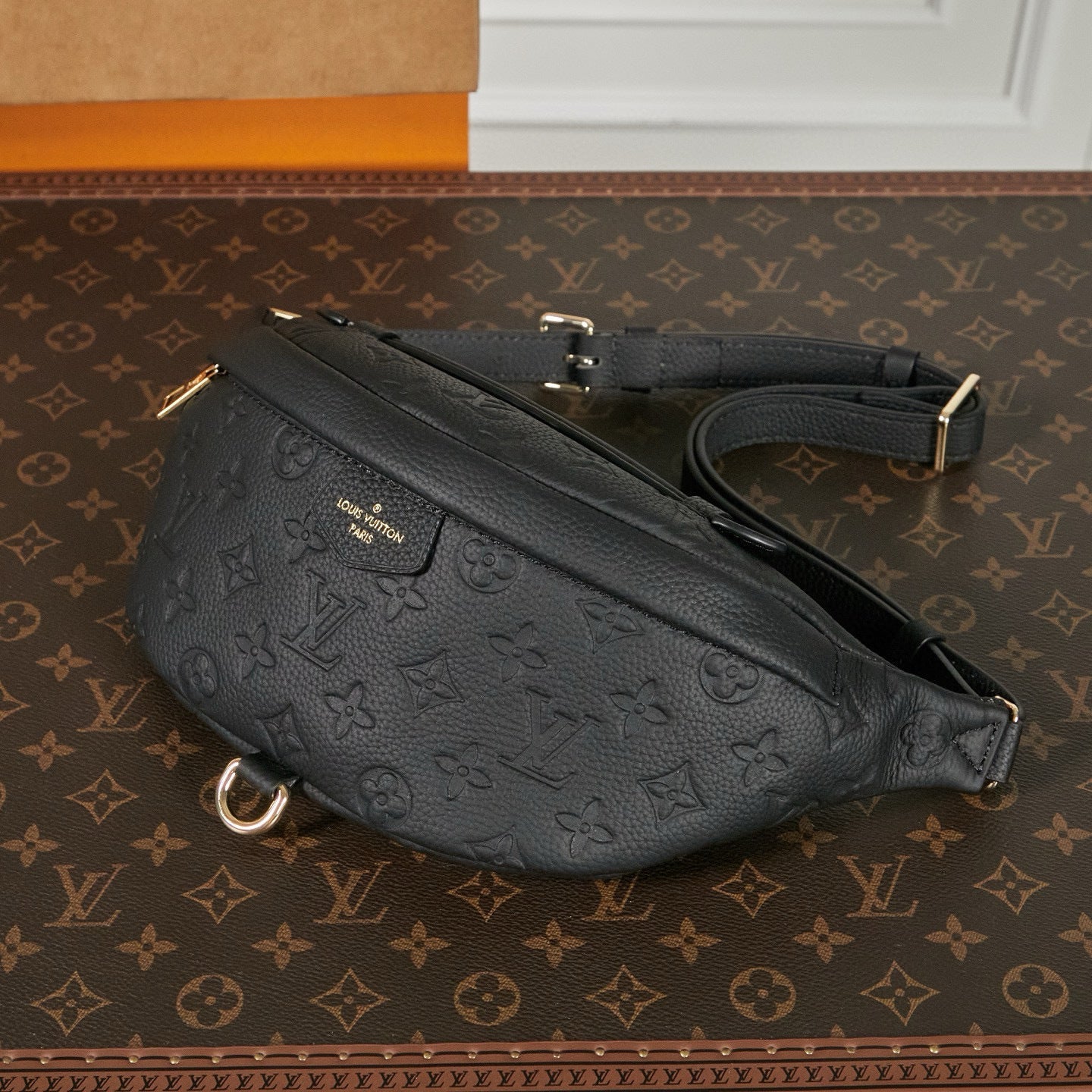 BANANE LOUIS VUITTON