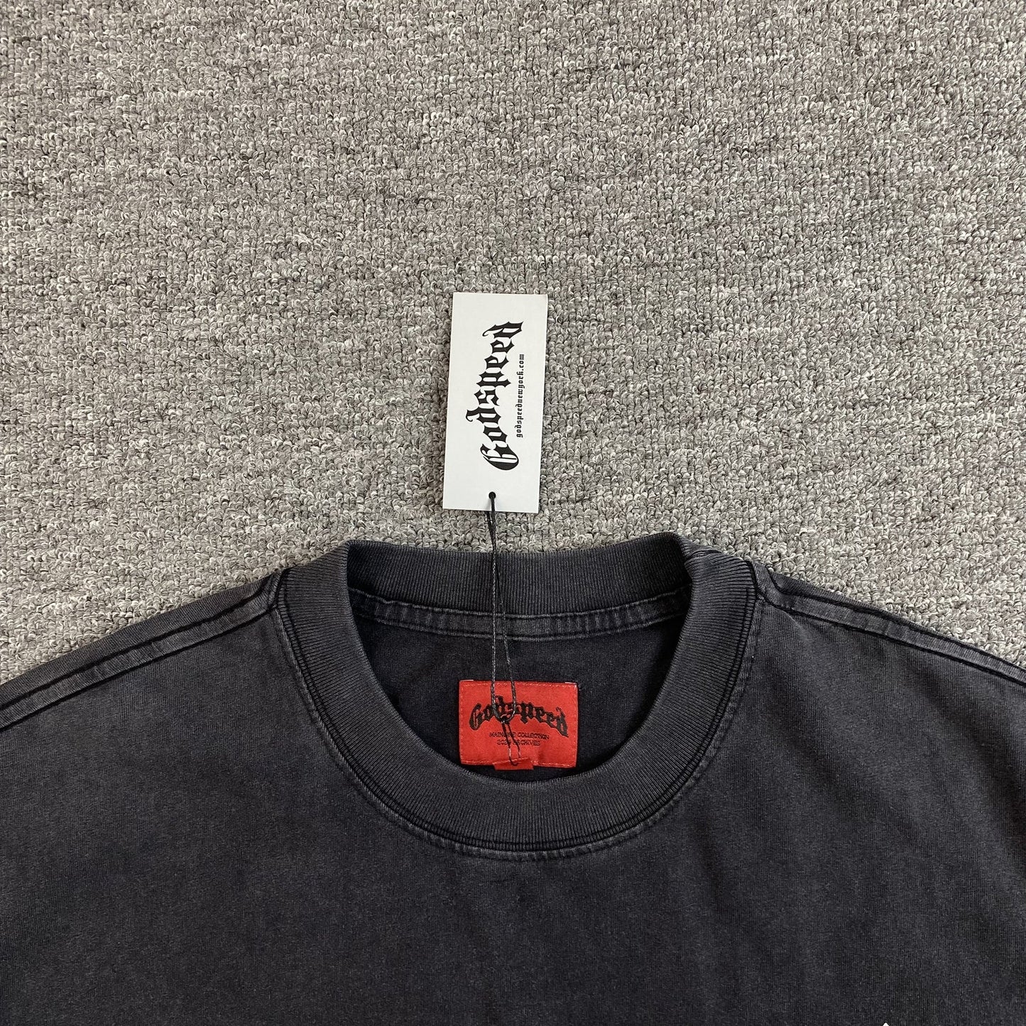 T-SHIRT EFFET PAPILLON GODSPEED NOIR DÉLAVÉ