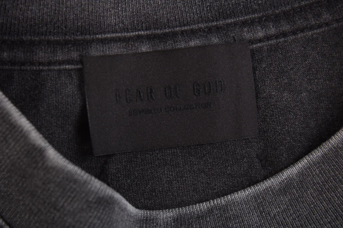 T-shirt « Fear of God » avec le texte « Give It Up »