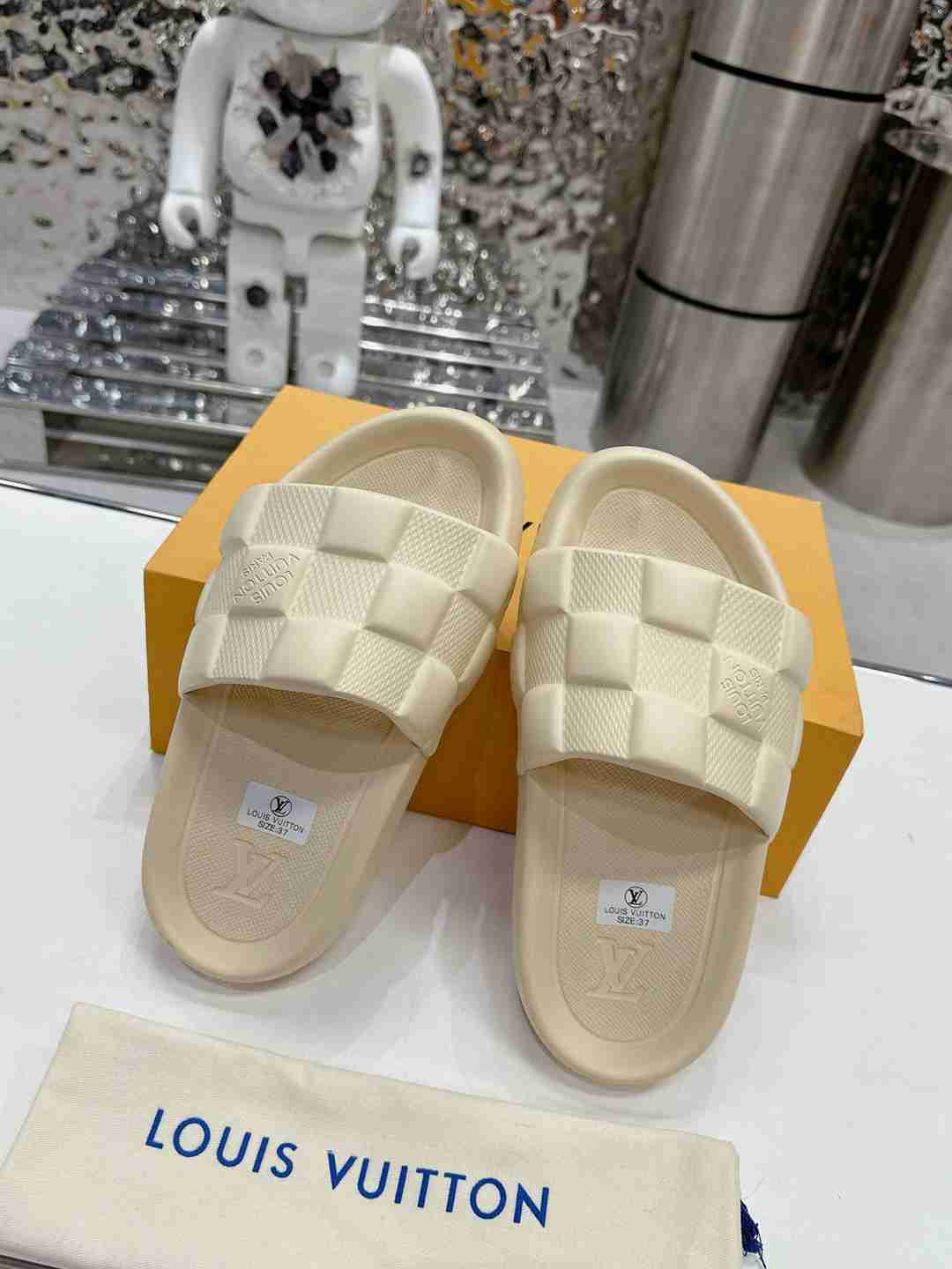 Claquette Louis Vuitton