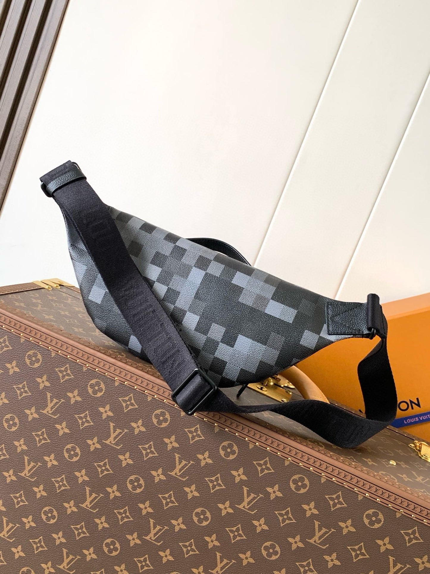 BANANE LOUIS VUITTON