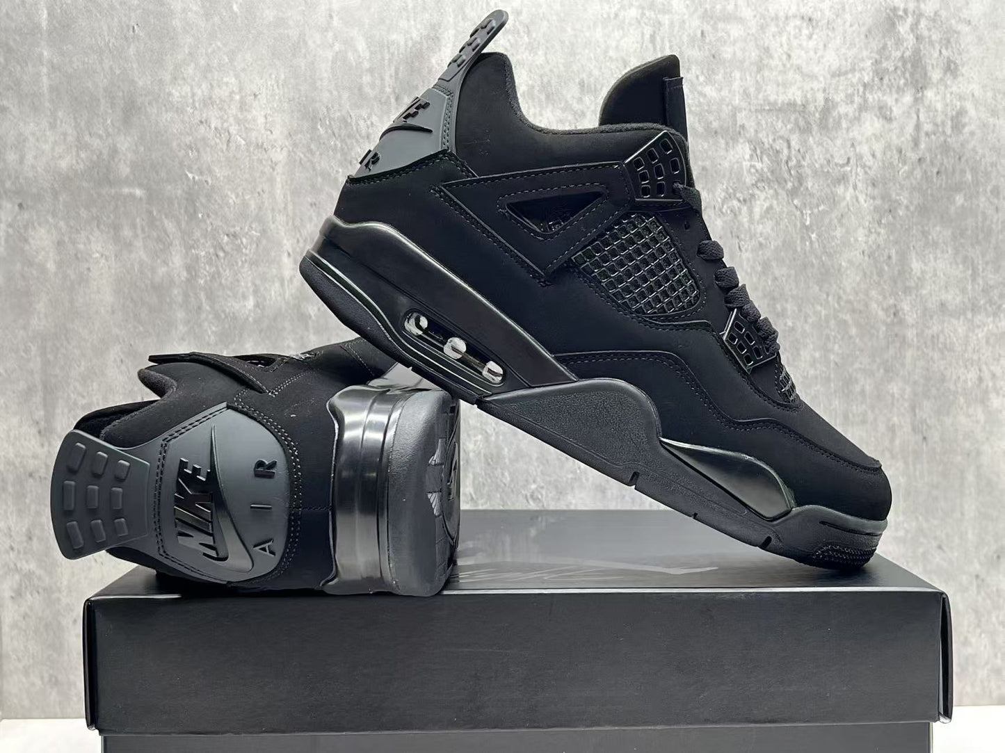 Air Jordan 4 Black Cat