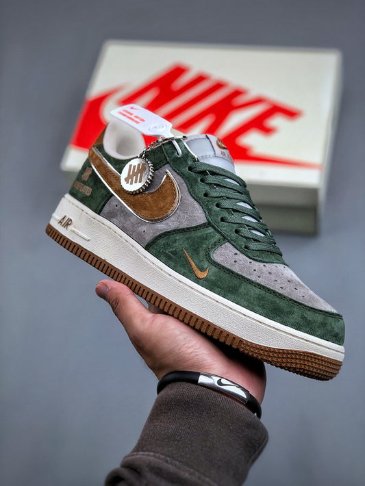 Nike Air Force 1 Low undefeated
