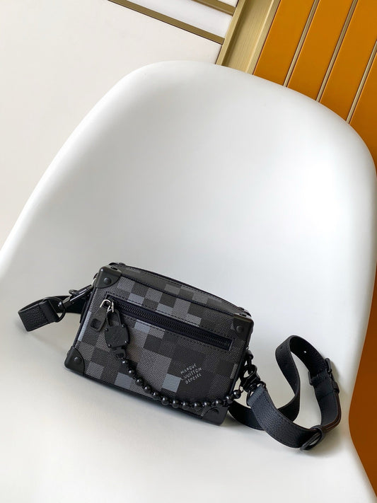 SACOCHE LOUIS VUITTON